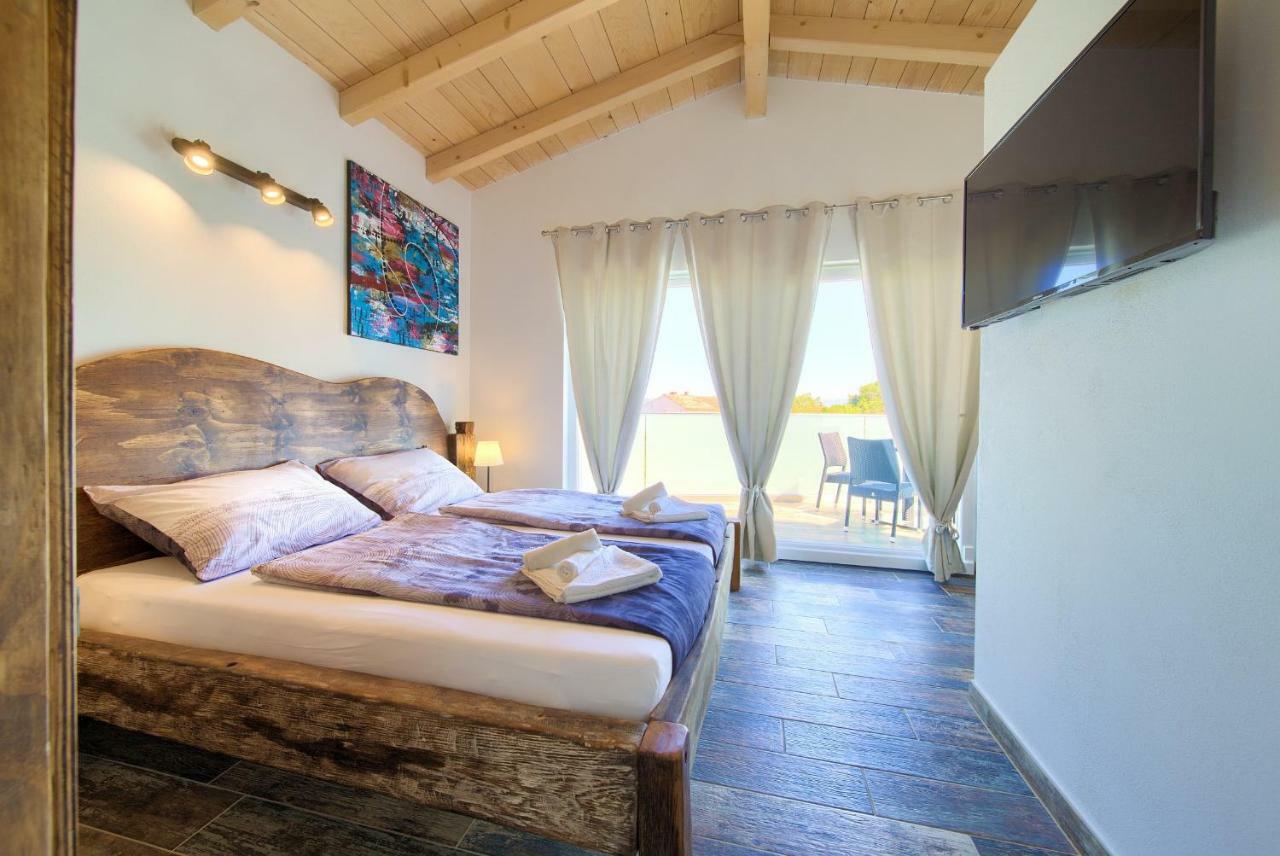 Pax Houses Vrh  Esterno foto