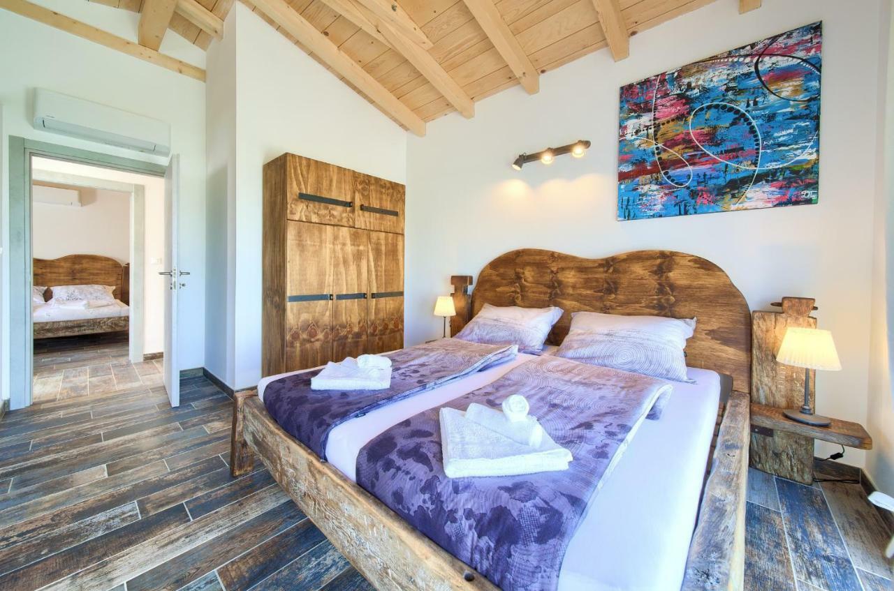 Pax Houses Vrh  Esterno foto